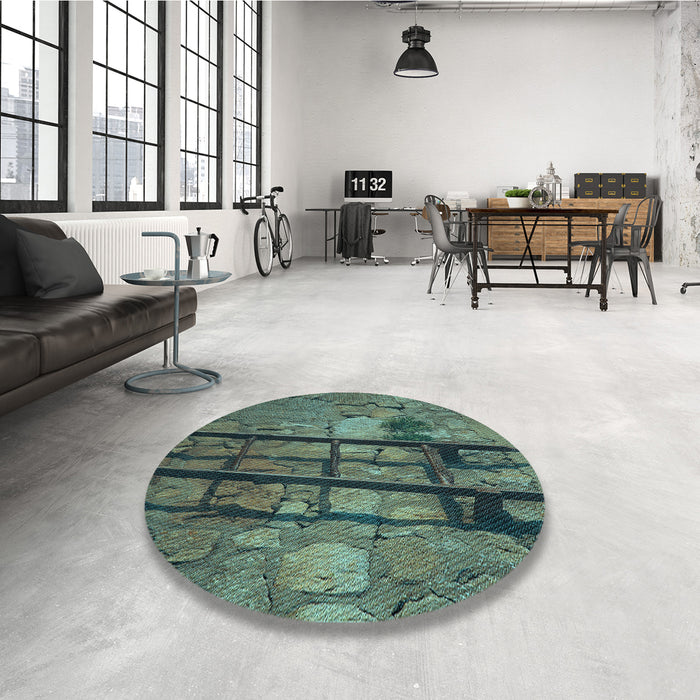 Round Patterned Mint Green Rug in a Office, pat3301lblu
