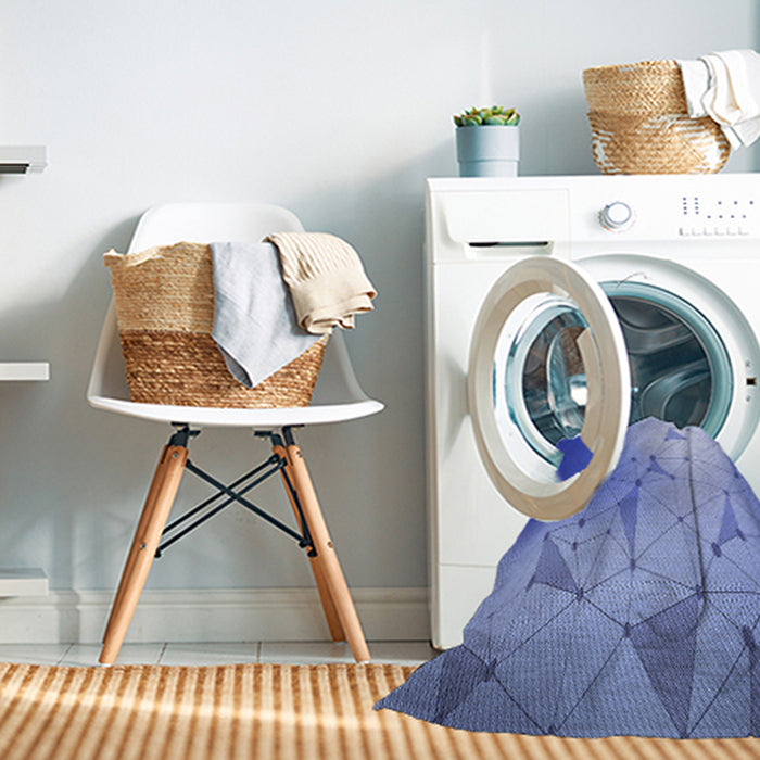 Machine Washable Transitional Sky Blue Rug in a Washing Machine, wshpat3307blu