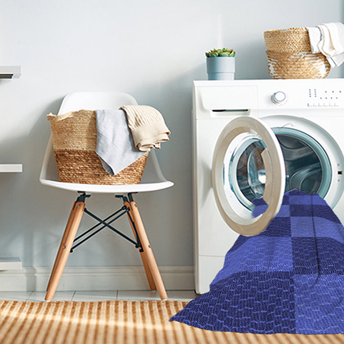 Machine Washable Transitional Blue Rug in a Washing Machine, wshpat3321blu