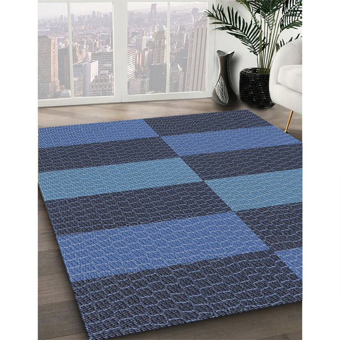 Machine Washable Transitional Blue Rug in a Family Room, wshpat3321