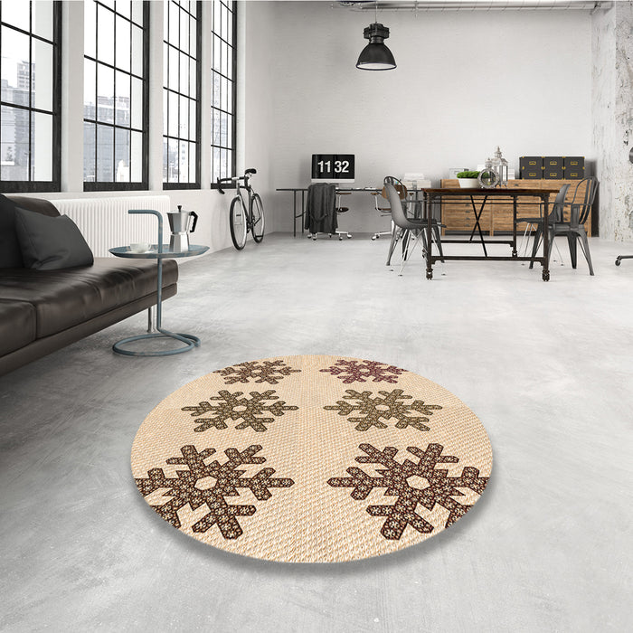 Round Patterned Copper Brown Rug in a Office, pat3324org