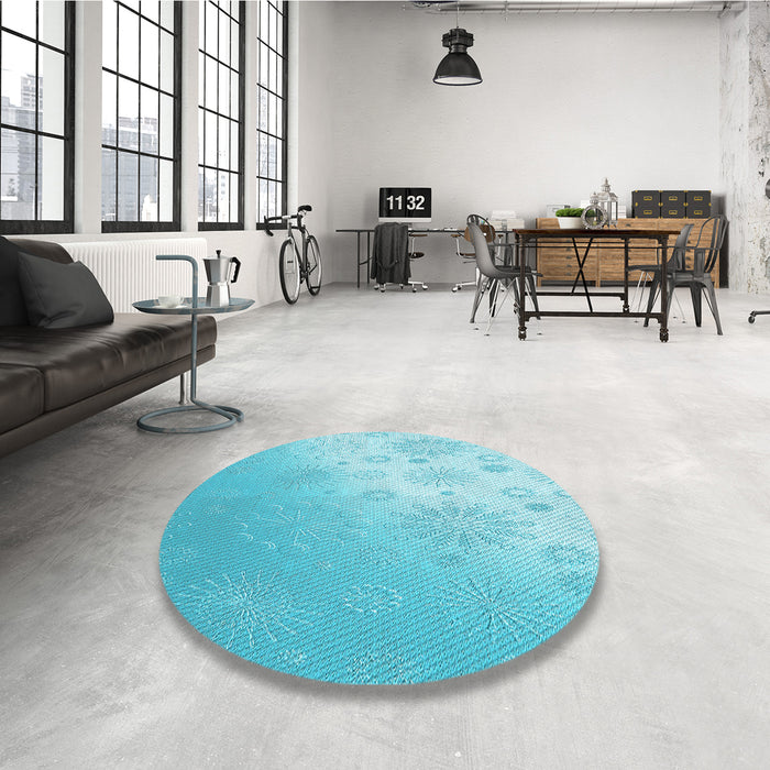 Round Patterned Bright Turquoise Blue Rug in a Office, pat3326lblu