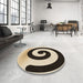 Round Patterned Golden Blonde Gold Rug in a Office, pat3331brn