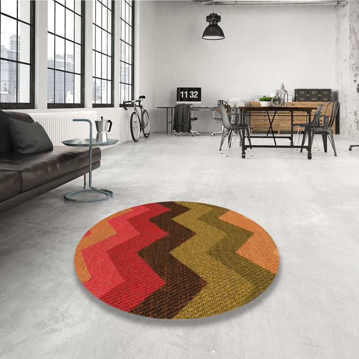 Round Patterned Tomato Red Rug in a Office, pat334org