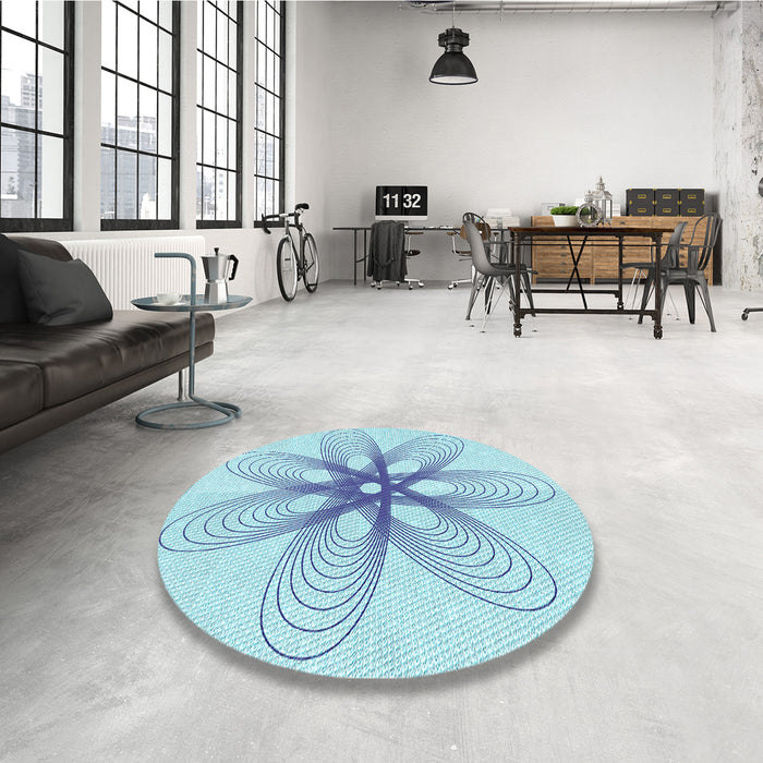 Round Patterned Iceberg Blue Rug in a Office, pat3348lblu
