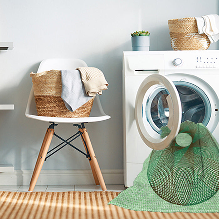 Machine Washable Transitional Green Rug in a Washing Machine, wshpat3351grn