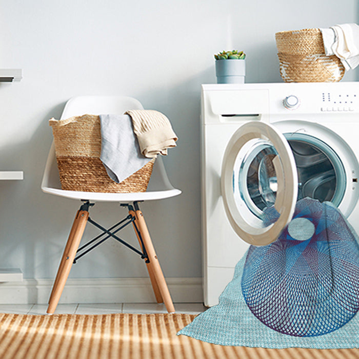 Machine Washable Transitional Blue Rug in a Washing Machine, wshpat3351lblu
