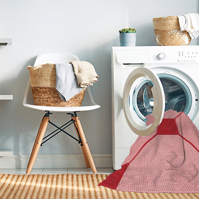 Machine Washable Transitional Pastel Pink Rug in a Washing Machine, wshpat3365rd