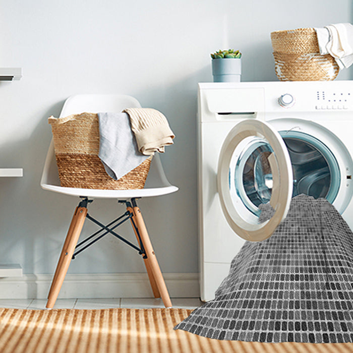 Machine Washable Transitional Ash Gray Rug in a Washing Machine, wshpat3375gry