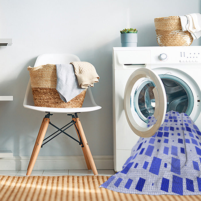 Machine Washable Transitional Blue Rug in a Washing Machine, wshpat3380blu