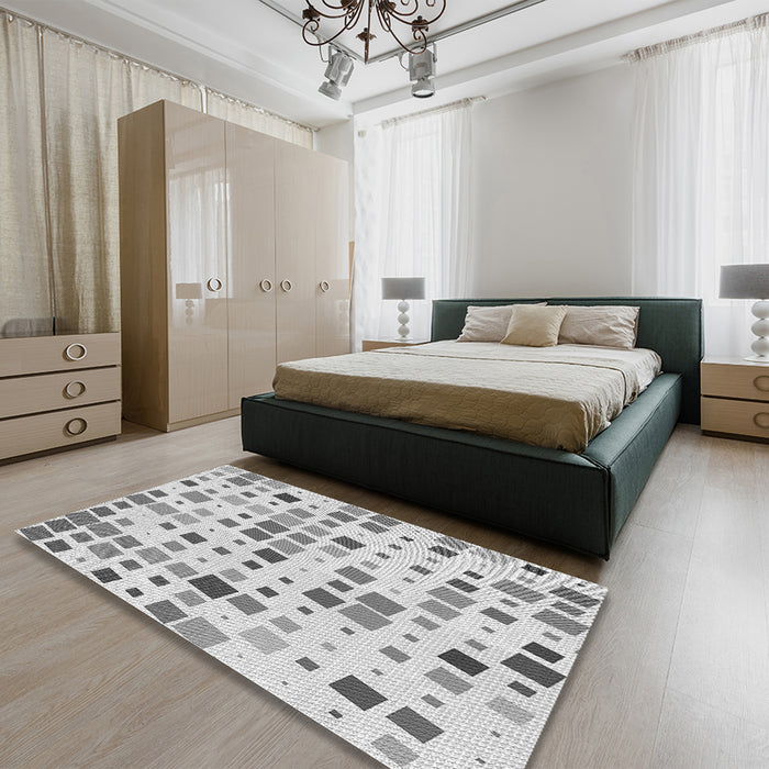 Patterned Gray Rug in a Bedroom, pat3380gry