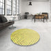 Round Patterned Brown Rug in a Office, pat3382yw