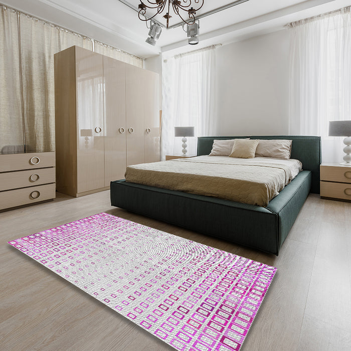Patterned Off-White Novelty Rug in a Bedroom, pat3383
