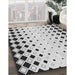 Patterned Carbon Gray Novelty Rug in Family Room, pat3387