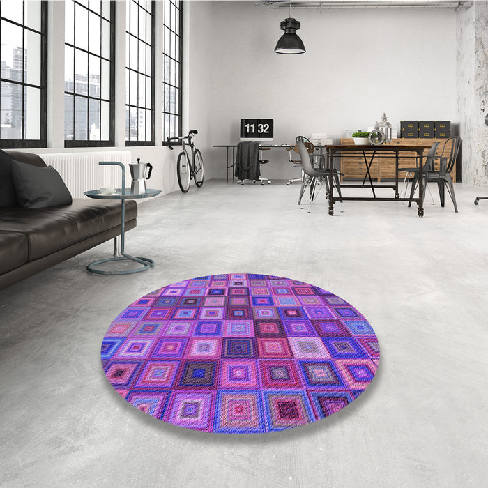 Round Patterned Purple Rug in a Office, pat3390pur