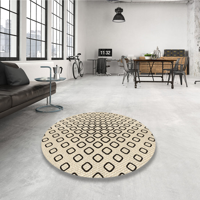 Round Patterned Brown Rug in a Office, pat3395brn