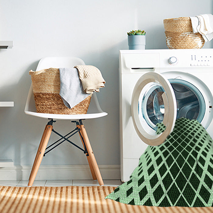 Machine Washable Transitional Deep Emerald Green Rug in a Washing Machine, wshpat3396grn