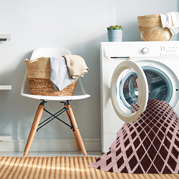 Machine Washable Transitional Pink Rug in a Washing Machine, wshpat3396rd