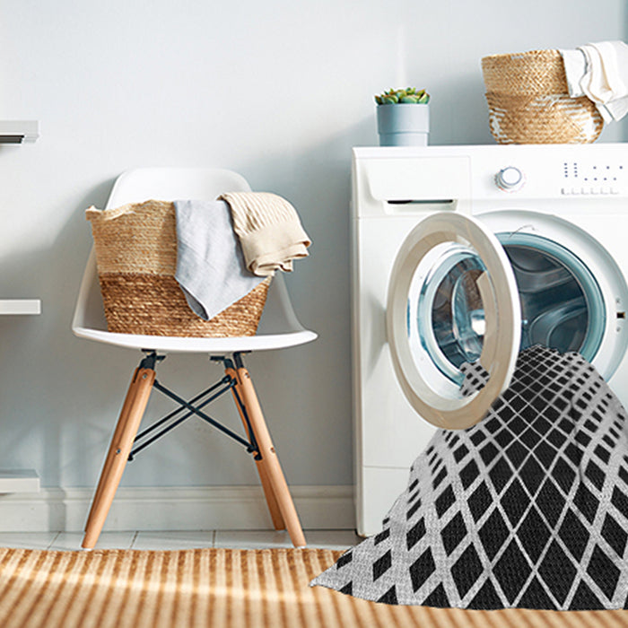 Machine Washable Transitional Charcoal Black Rug in a Washing Machine, wshpat3396