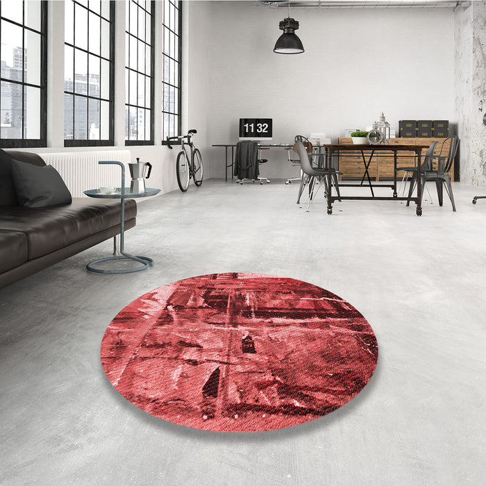 Round Patterned Red Rug in a Office, pat34rd