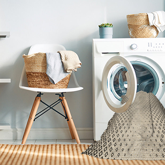 Machine Washable Transitional Brown Rug in a Washing Machine, wshpat3401brn