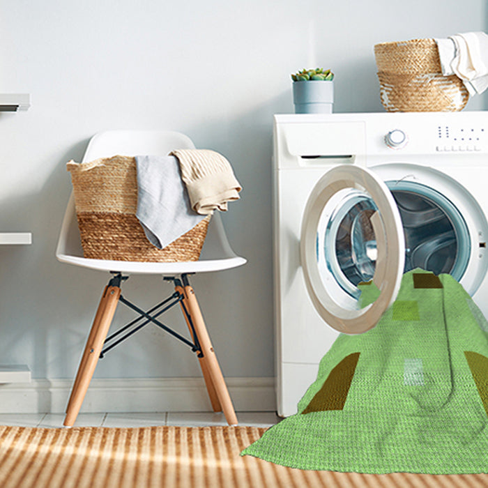 Machine Washable Transitional Green Rug in a Washing Machine, wshpat3409grn