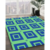 Patterned Neon Green Rug, pat3410lblu