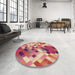 Round Patterned Crimson Red Rug in a Office, pat3412brn