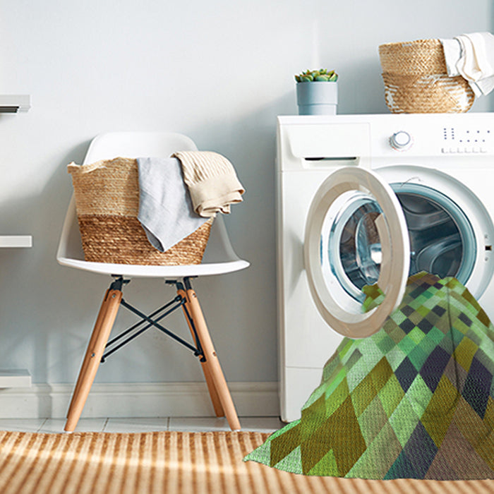 Machine Washable Transitional Fern Green Rug in a Washing Machine, wshpat3412grn