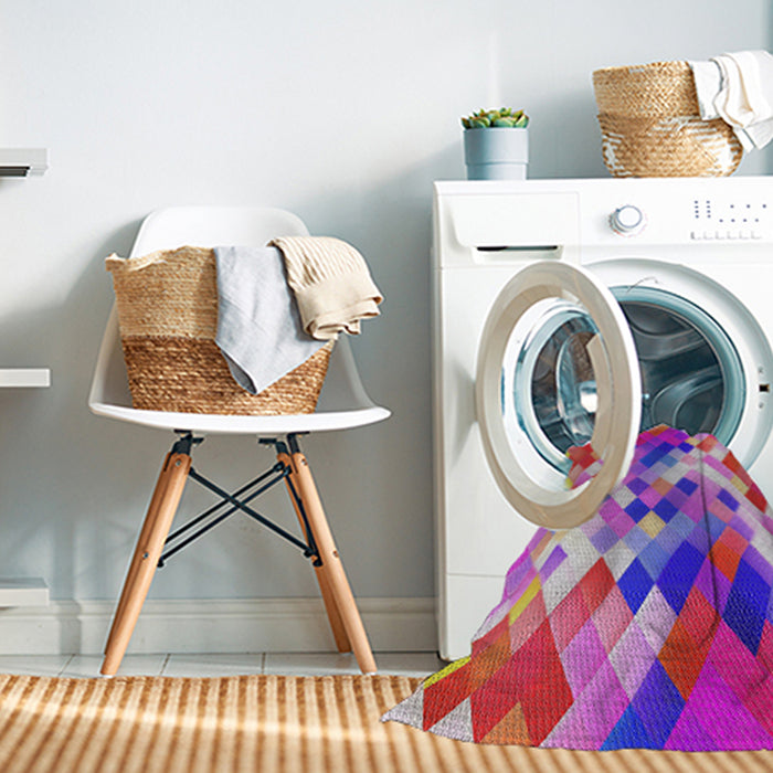 Machine Washable Transitional Medium Violet Red Pink Rug in a Washing Machine, wshpat3412