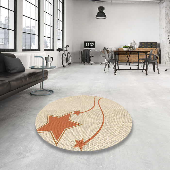 Round Patterned Moccasin Beige Rug in a Office, pat3432brn