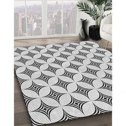 Patterned Off-White Novelty Rug in Family Room, pat3437