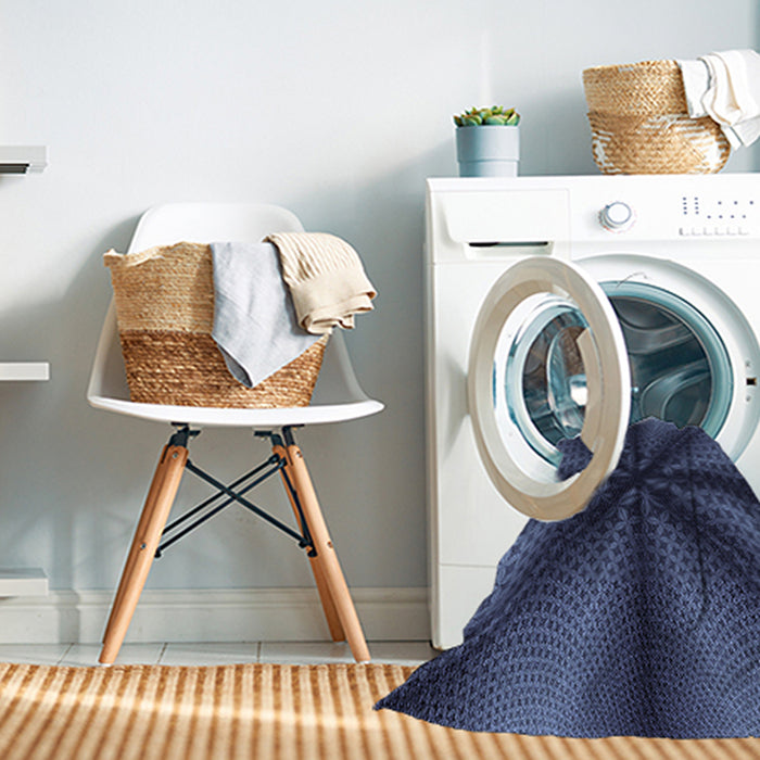 Machine Washable Transitional Night Blue Rug in a Washing Machine, wshpat346blu