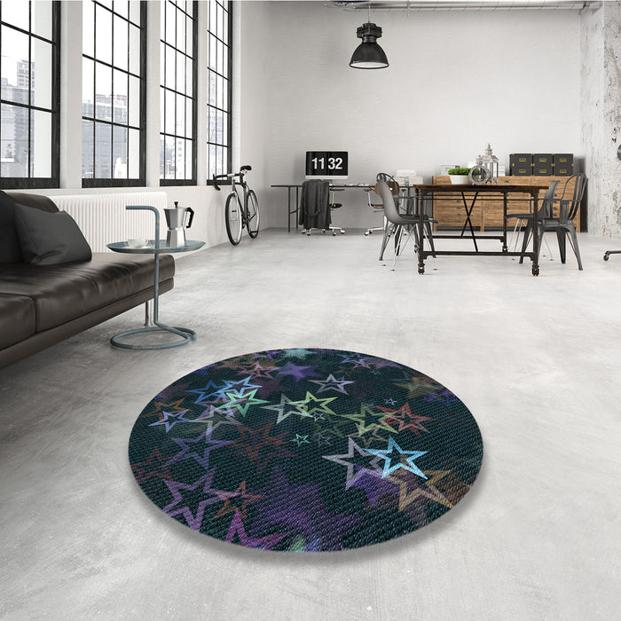 Round Patterned Blue Rug in a Office, pat3465lblu