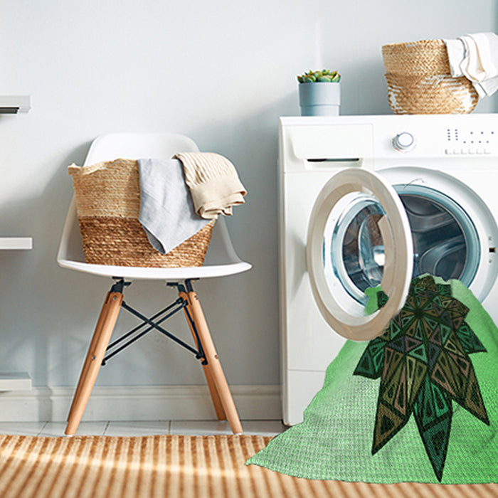 Machine Washable Transitional Green Rug in a Washing Machine, wshpat3473grn