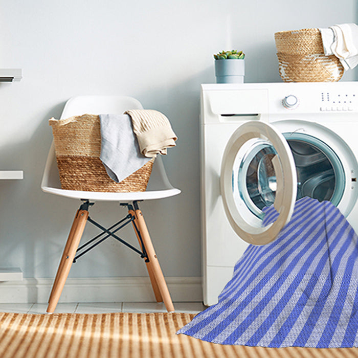 Machine Washable Transitional Blue Rug in a Washing Machine, wshpat3492blu