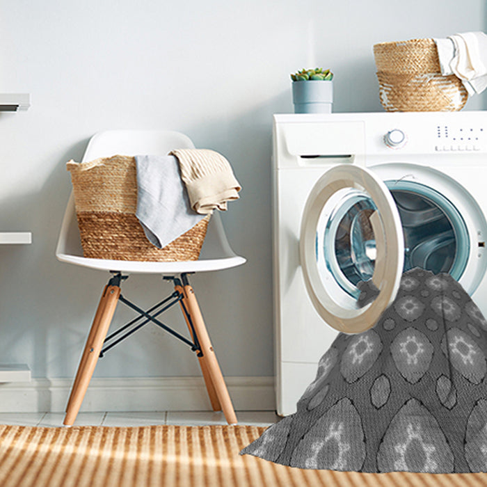 Machine Washable Transitional Grey Gray Rug in a Washing Machine, wshpat3505gry