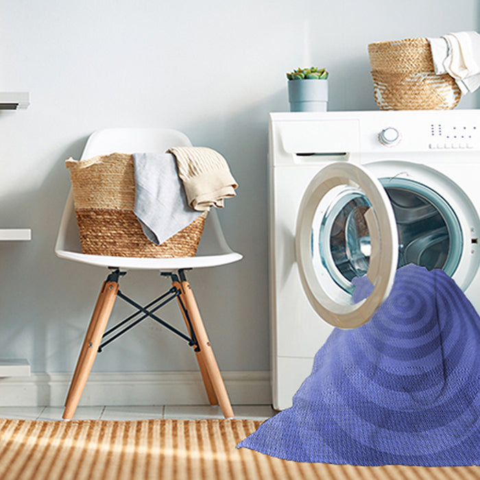 Machine Washable Transitional Sky Blue Rug in a Washing Machine, wshpat3518blu