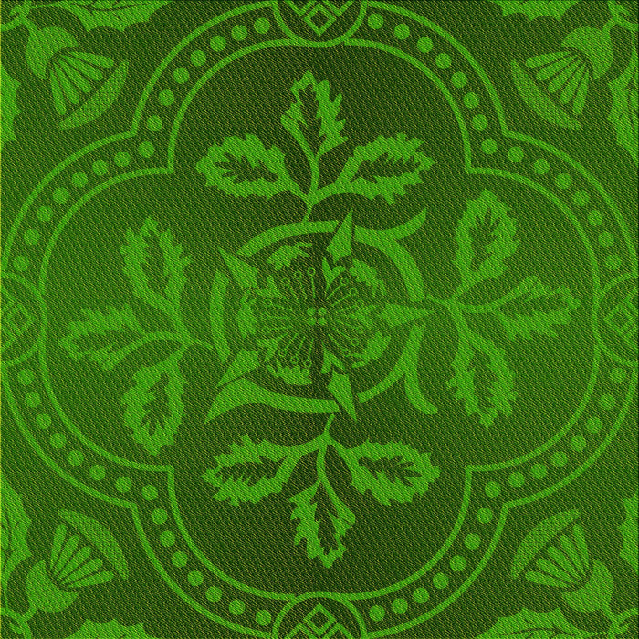 Round Machine Washable Transitional Deep Emerald Green Rug, wshpat3526yw