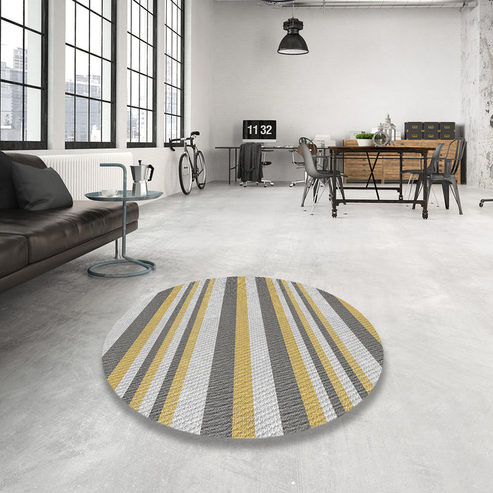 Round Patterned Light Gold Abstract Machine Washable Rug in a Office, wshpat3528