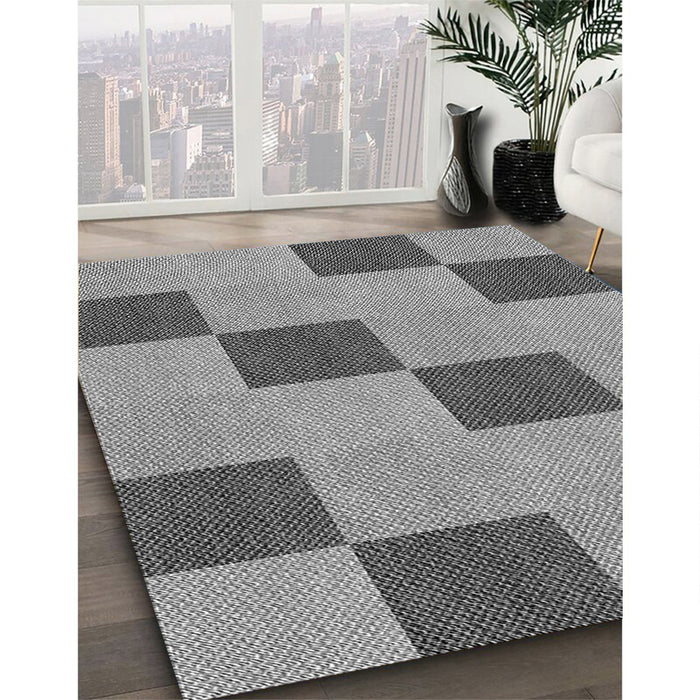 Machine Washable Transitional Cloud Gray Rug in a Family Room, wshpat3530gry