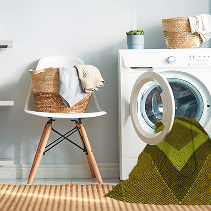 Machine Washable Transitional Brown Rug in a Washing Machine, wshpat3531yw