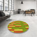 Round Patterned Green Rug in a Office, pat3538yw