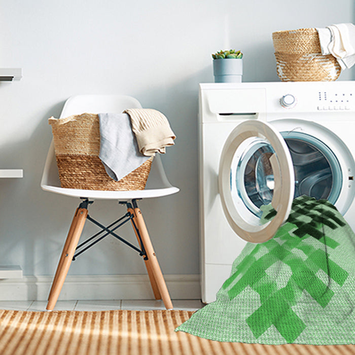 Machine Washable Transitional Green Rug in a Washing Machine, wshpat3541grn