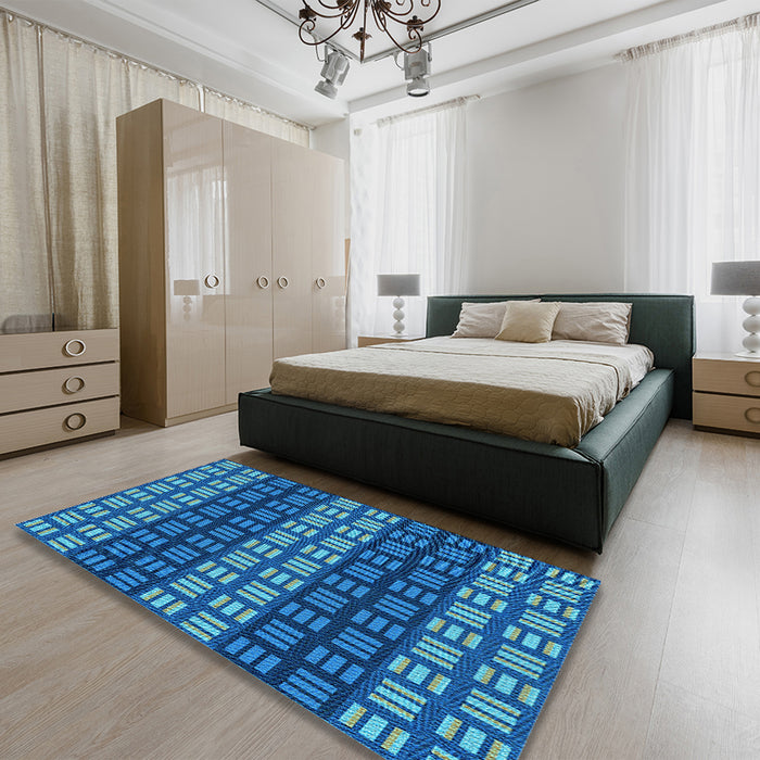 Round Machine Washable Transitional Blueberry Blue Rug in a Office, wshpat3544lblu