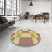 Round Patterned Bronze Brown Rug in a Office, pat3546brn