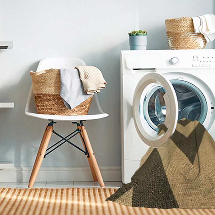 Machine Washable Transitional Golden Gold Rug in a Washing Machine, wshpat3547brn