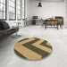 Round Patterned Golden Gold Rug in a Office, pat3547brn