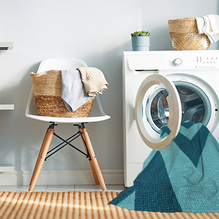 Machine Washable Transitional Dark Cyan Green Rug in a Washing Machine, wshpat3547lblu