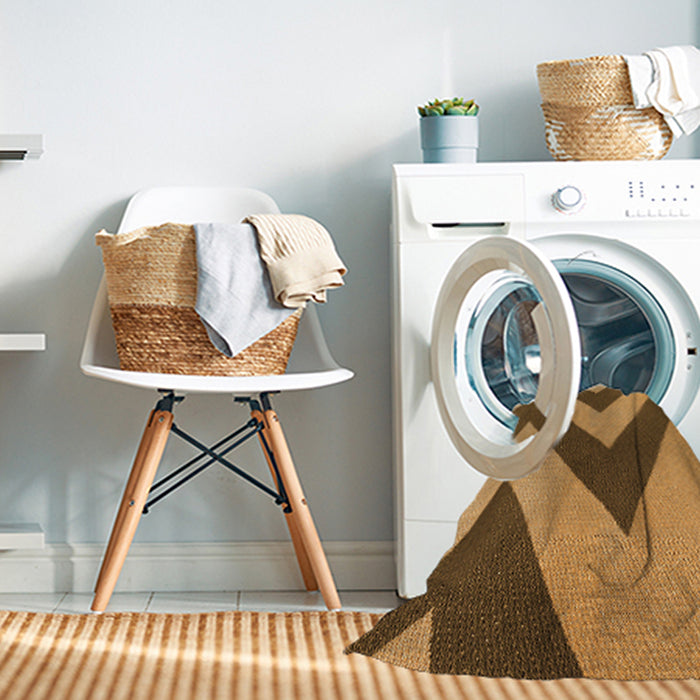 Machine Washable Transitional Dark Bronze Brown Rug in a Washing Machine, wshpat3547org